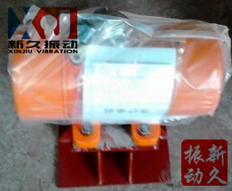 倉壁振動器 倉壁振動器